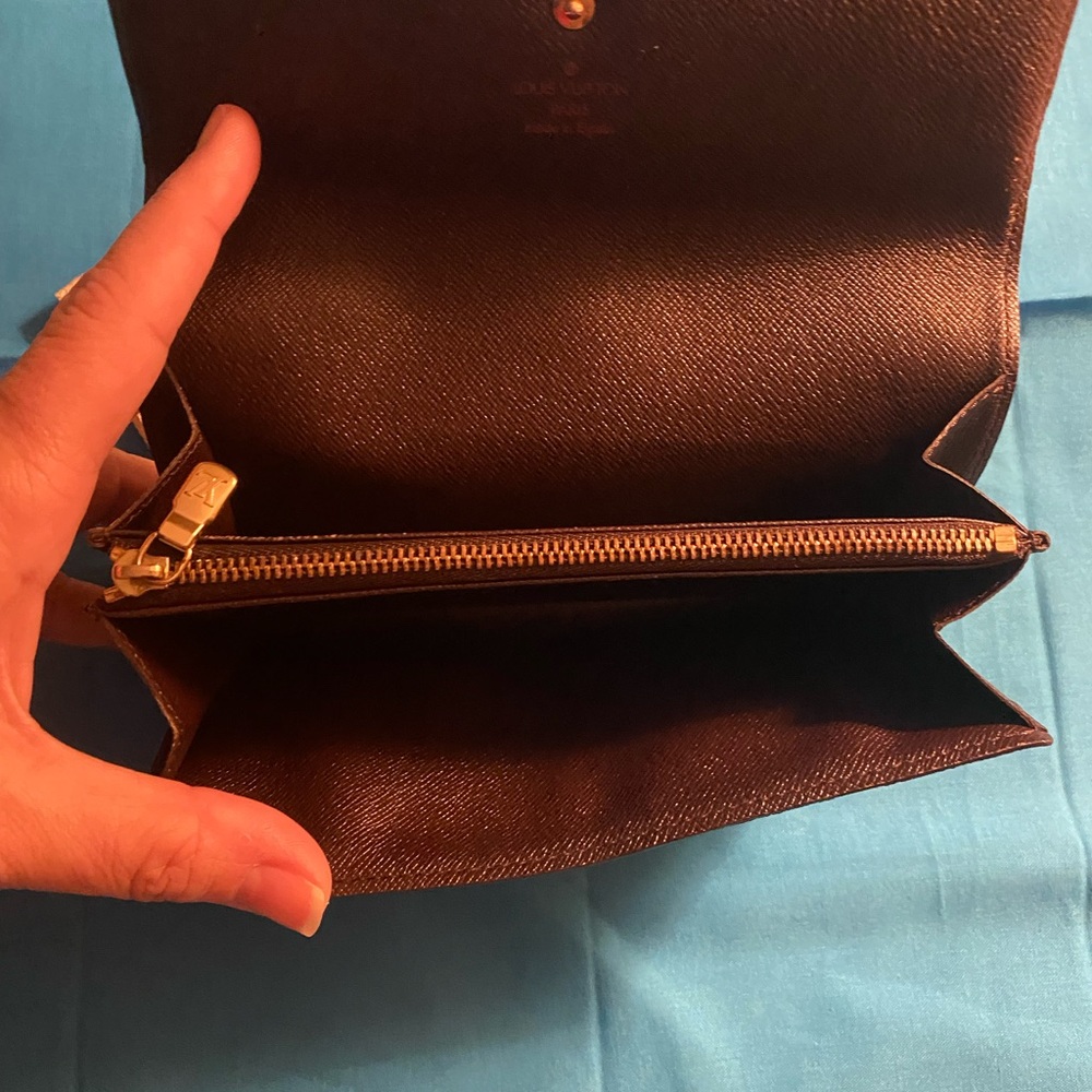 Louis Vuitton Damier Ebene Sarah Wallet with Dust Bag Authentic - Picture 2 of 11